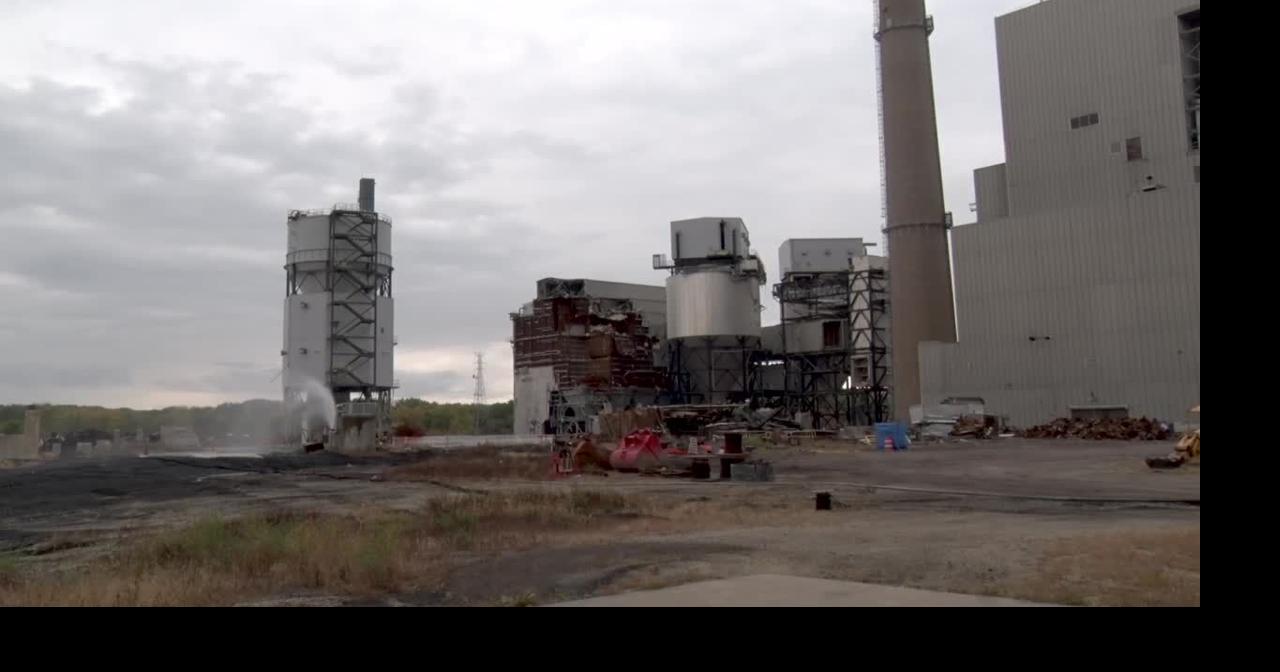 Dairyland Power demolishes parts of former coal plant in Genoa Local
