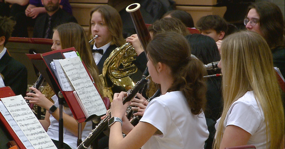 Onalaska hosts free 300-person band concert - Vimarsana News