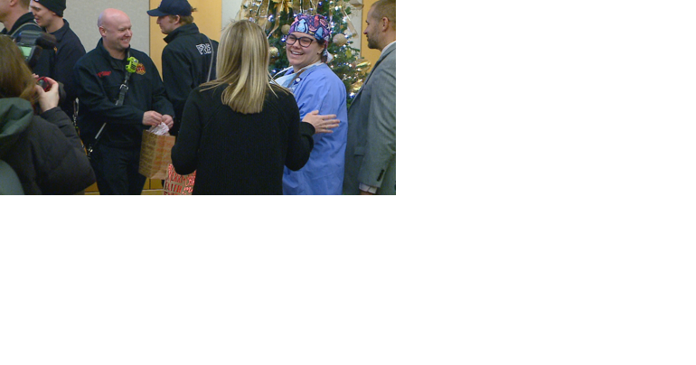 La Crosse Fire Dept. donates gifts to kids spending Christmas in Mayo, Gundersen emergency rooms - Vimarsana News
