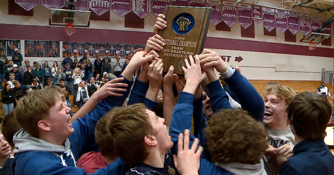 Aquinas Wrestling books trip to Team State for first time in program history