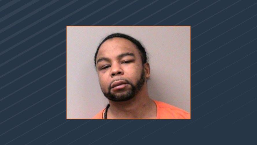 Man accused in 2019 fatal stabbing in La Crosse removed from house
