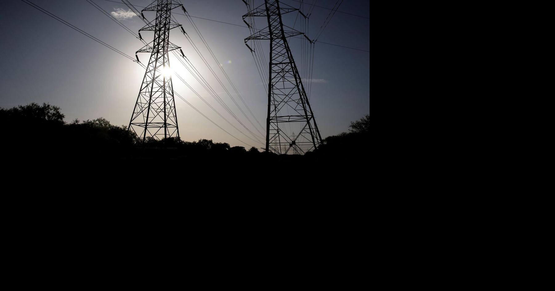 Utilities complete transmission line linking Iowa and Wisconsin