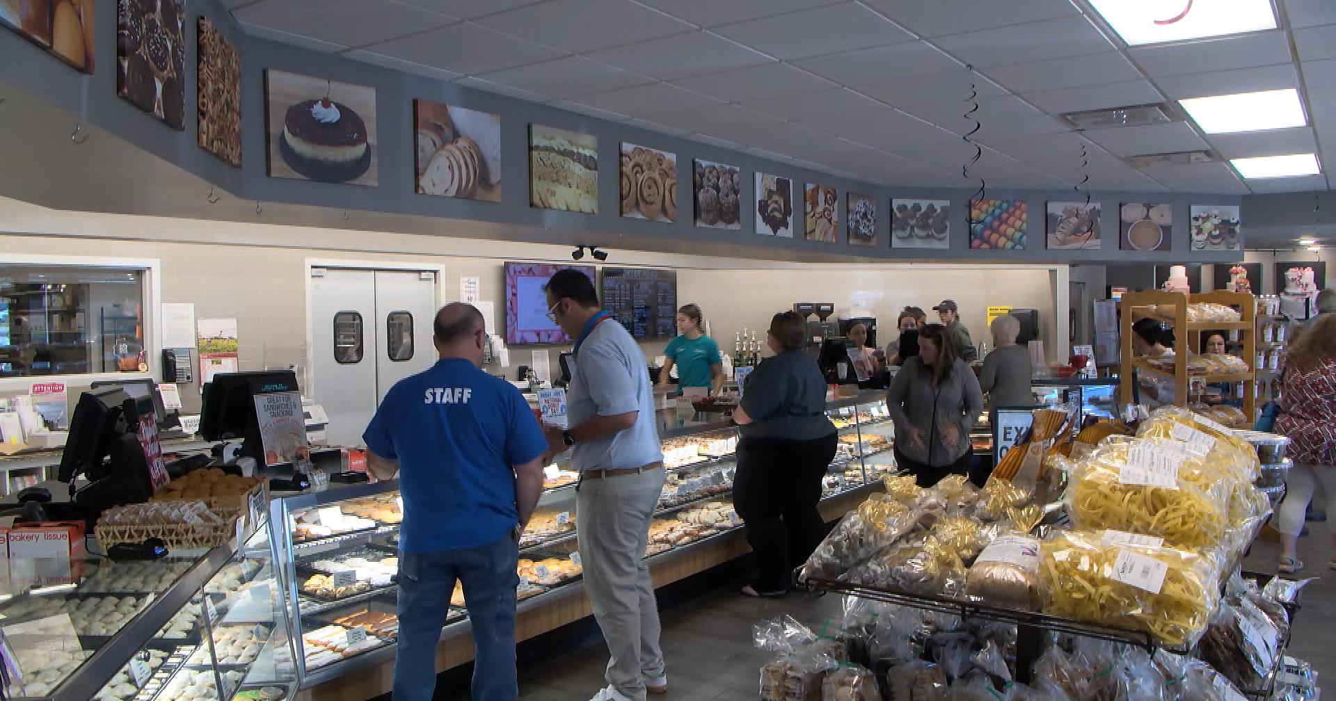 Linda's Bakery hosts Nat'l Donut Day fundraiser for Salvation Army of La Crosse - Vimarsana News