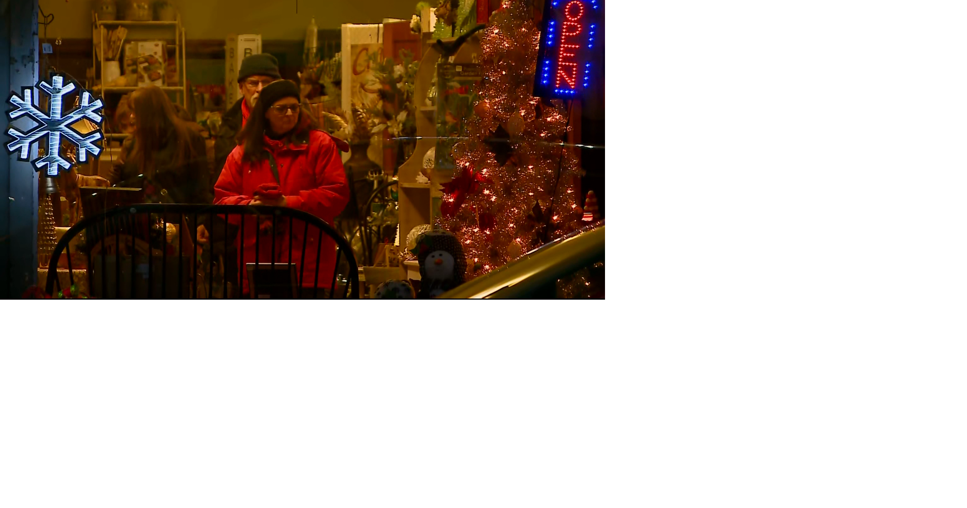 Downtown Bangor hosts 'Holidays in the Village' event with local business deals