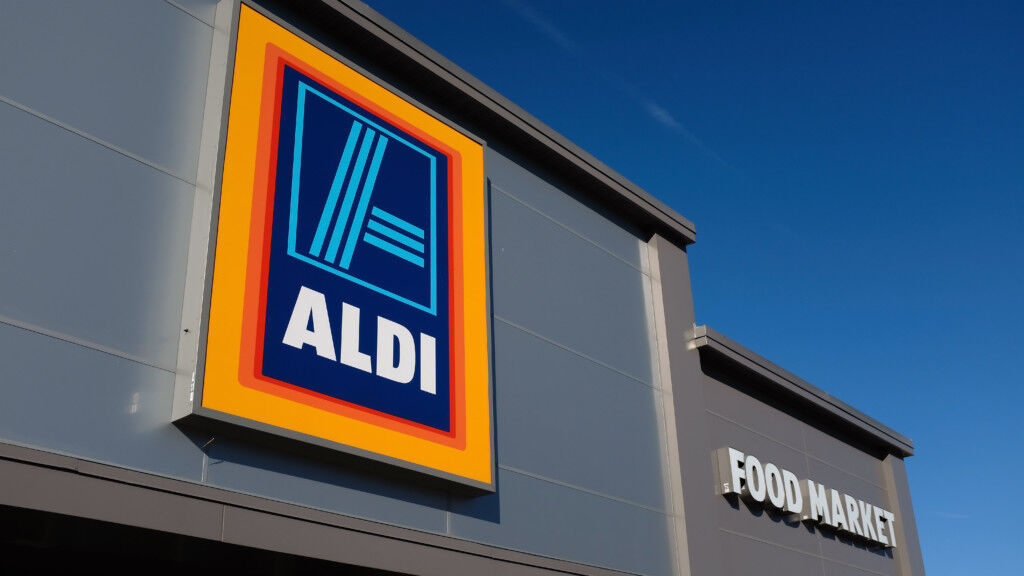 ALDI expands curbside grocery pickup to Onalaska Eau Claire