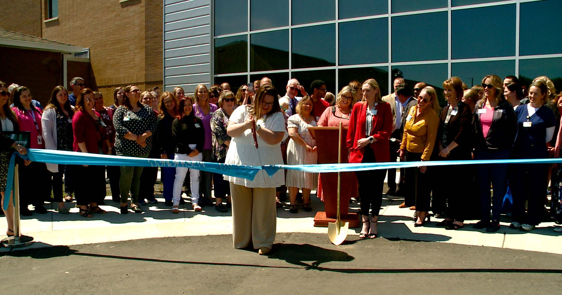 Gundersen Tri-County hosts ribbon-cutting for new Whitehall hospital - Vimarsana News