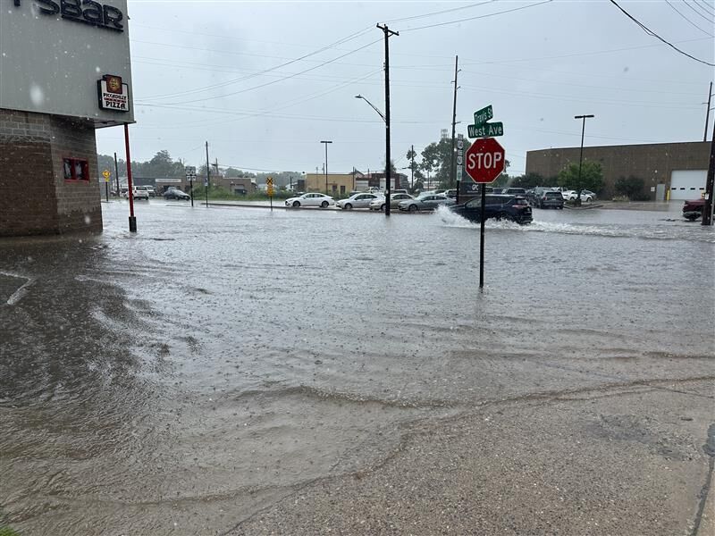 IMAGES AND VIDEO: Heavy rain causes flooding on La Crosse Streets | La ...
