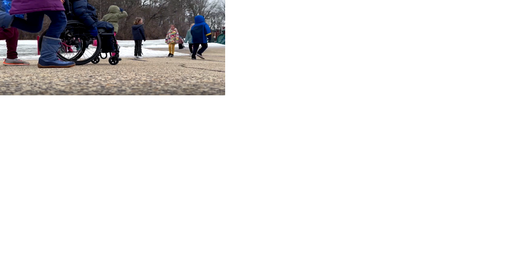 La Crosse elementary school hopes to raise money for accessible playground - Vimarsana News