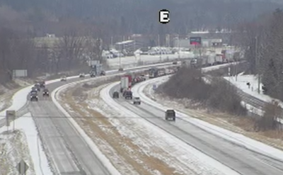 UPDATE: Lanes now open after multi vehicle crash near West Salem causes ...