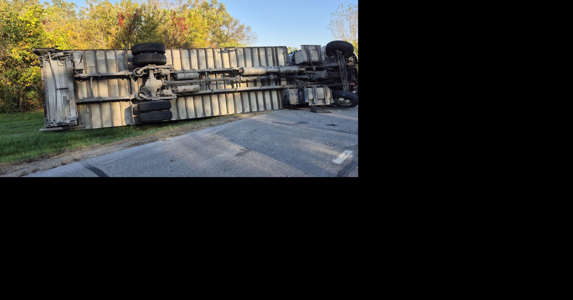 One killed in box truck crash on State Highway 35 near Stoddard | Local ...