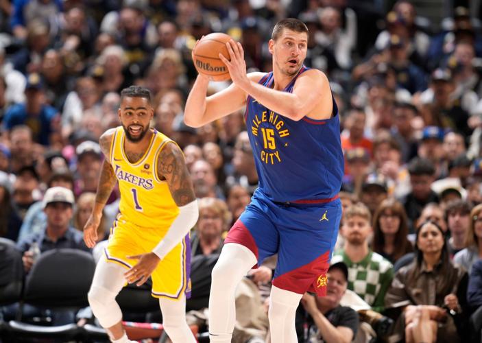 The MPLS. banner was raised with some - Los Angeles Lakers