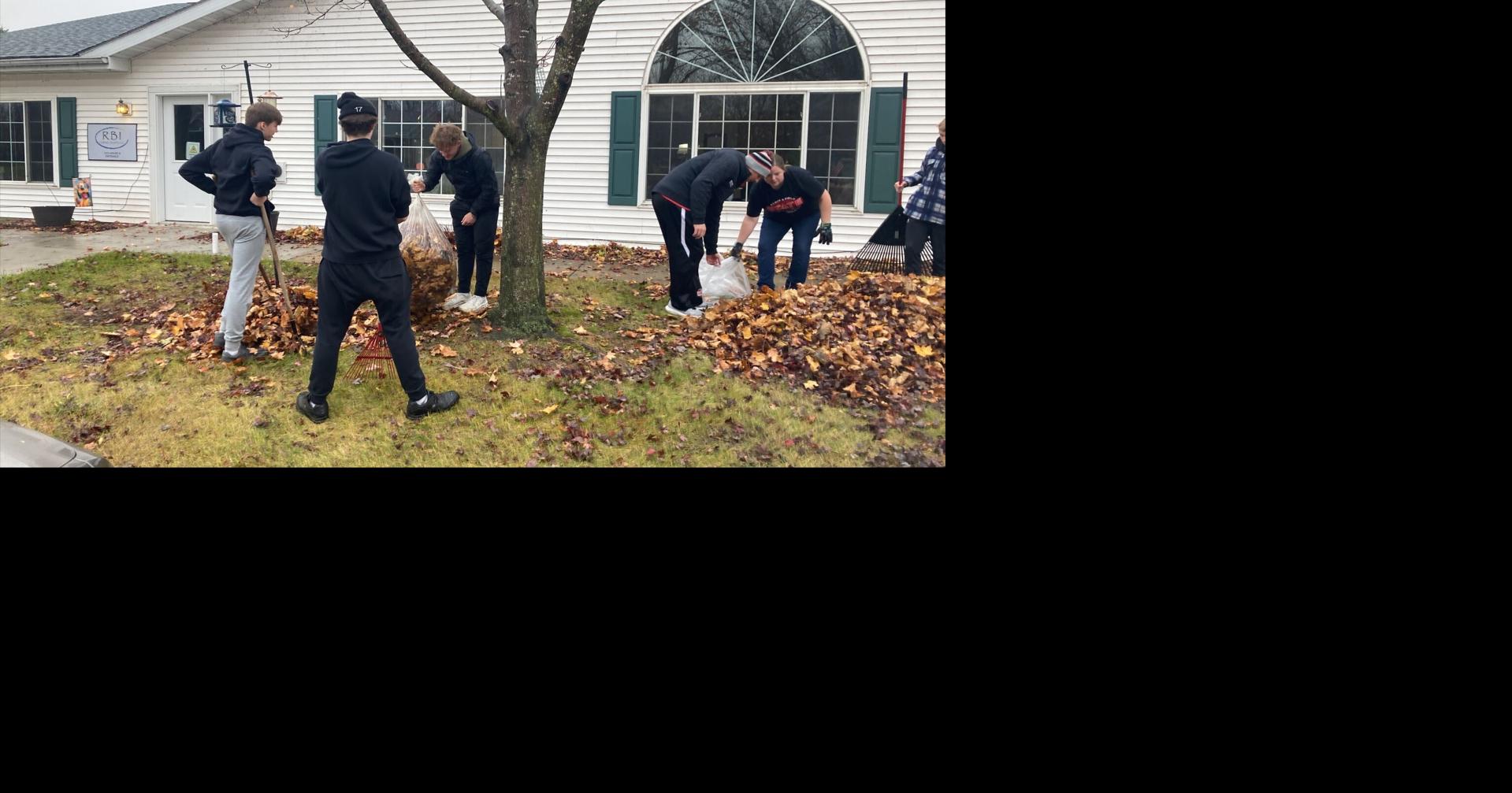 Bangor High School students give back during district-wide Community Service Day