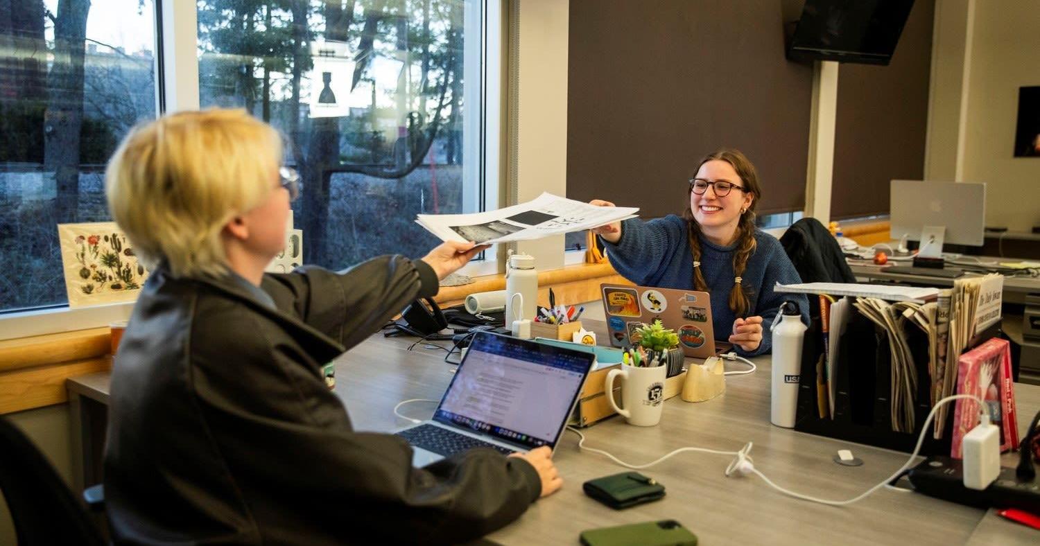 2 small Iowa towns faced losing their local newspaper. Student journalists stepped in - Vimarsana News