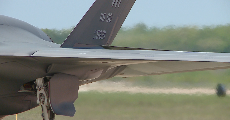 F-35 jets touch down at the Chippewa Valley Regional Airport - Vimarsana News