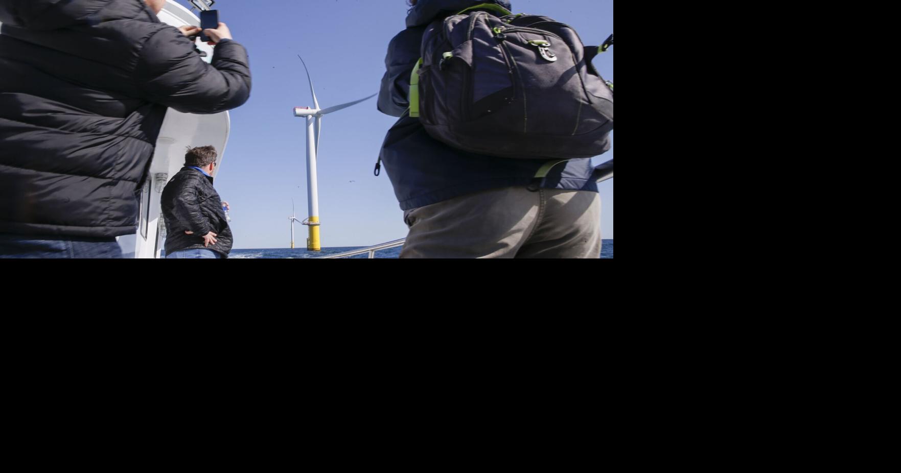 Wind turbines still on track east of Virginia Beach