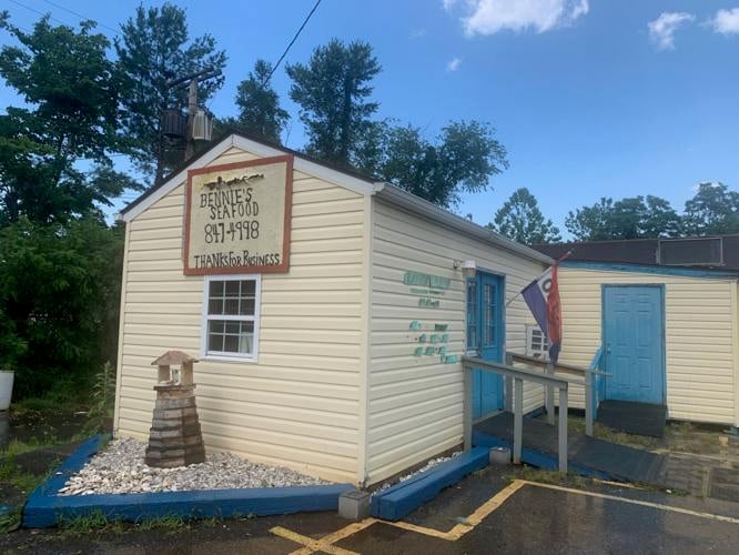 Bennie's Seafood closes in Madison Heights, family plans to keep