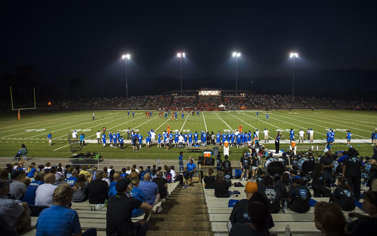 LNA 09212018 EC Glass Vs Heritage14.JPG