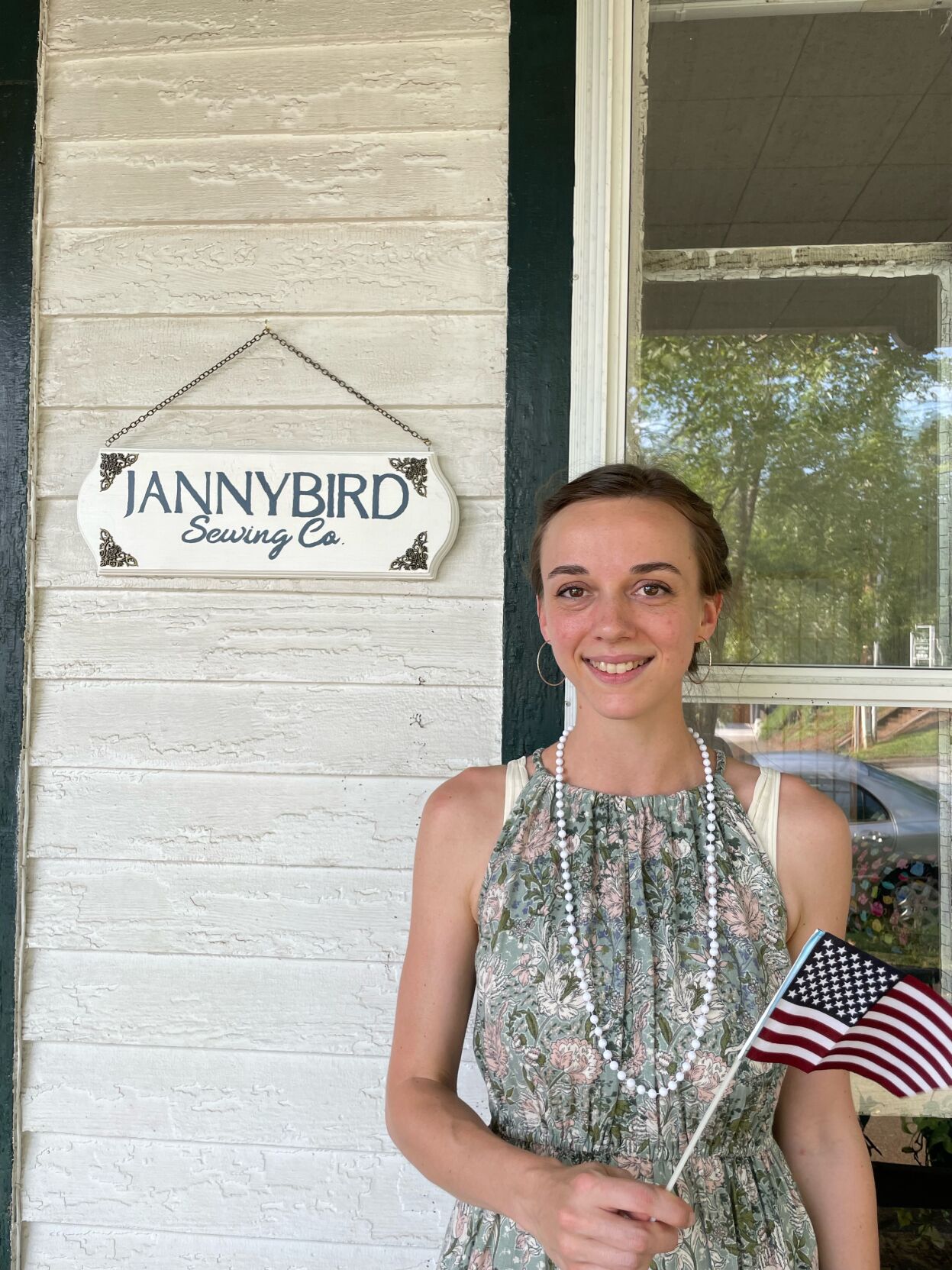 Grant winner opens sewing business in Lovingston