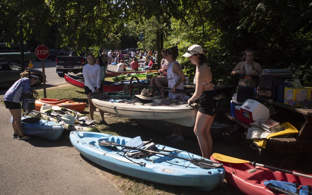 Batteau festival tradition brings river enthusiasts to the James
