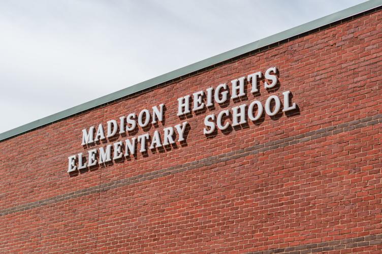 050126-lna-news-madisonheightselementary