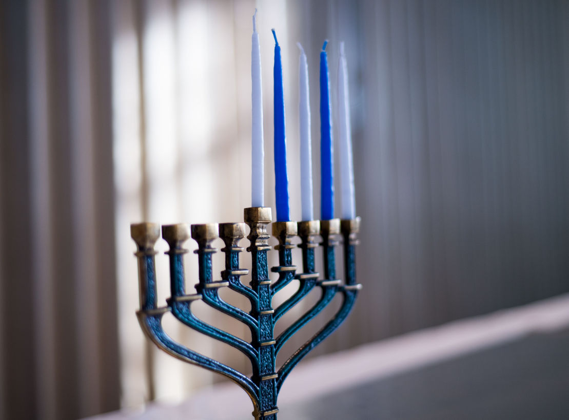 Hanukkah menorah lighting to be held on 'Sunday Night Football' for first  time