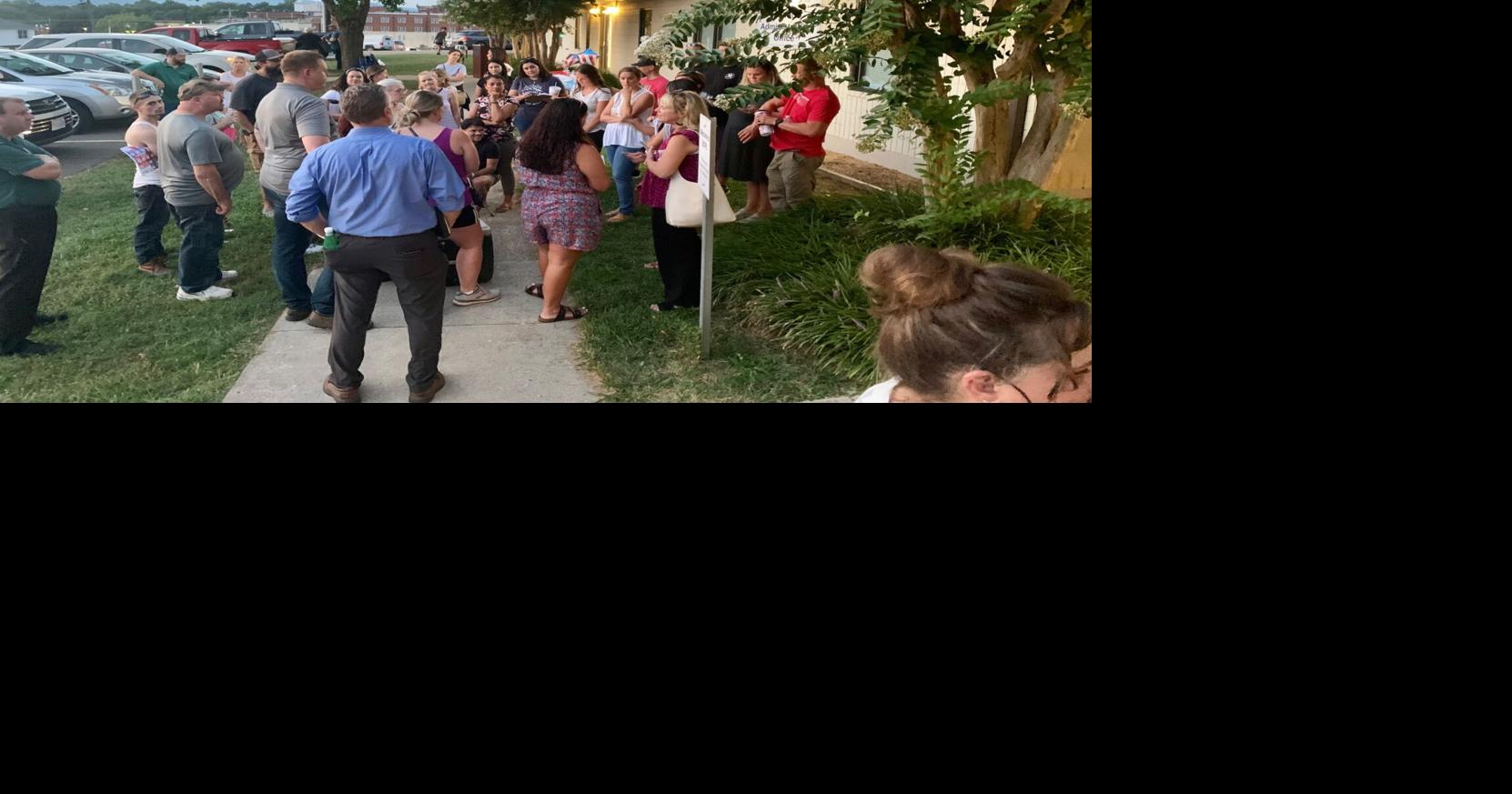 Public outbursts interrupt Bedford County School Board meeting