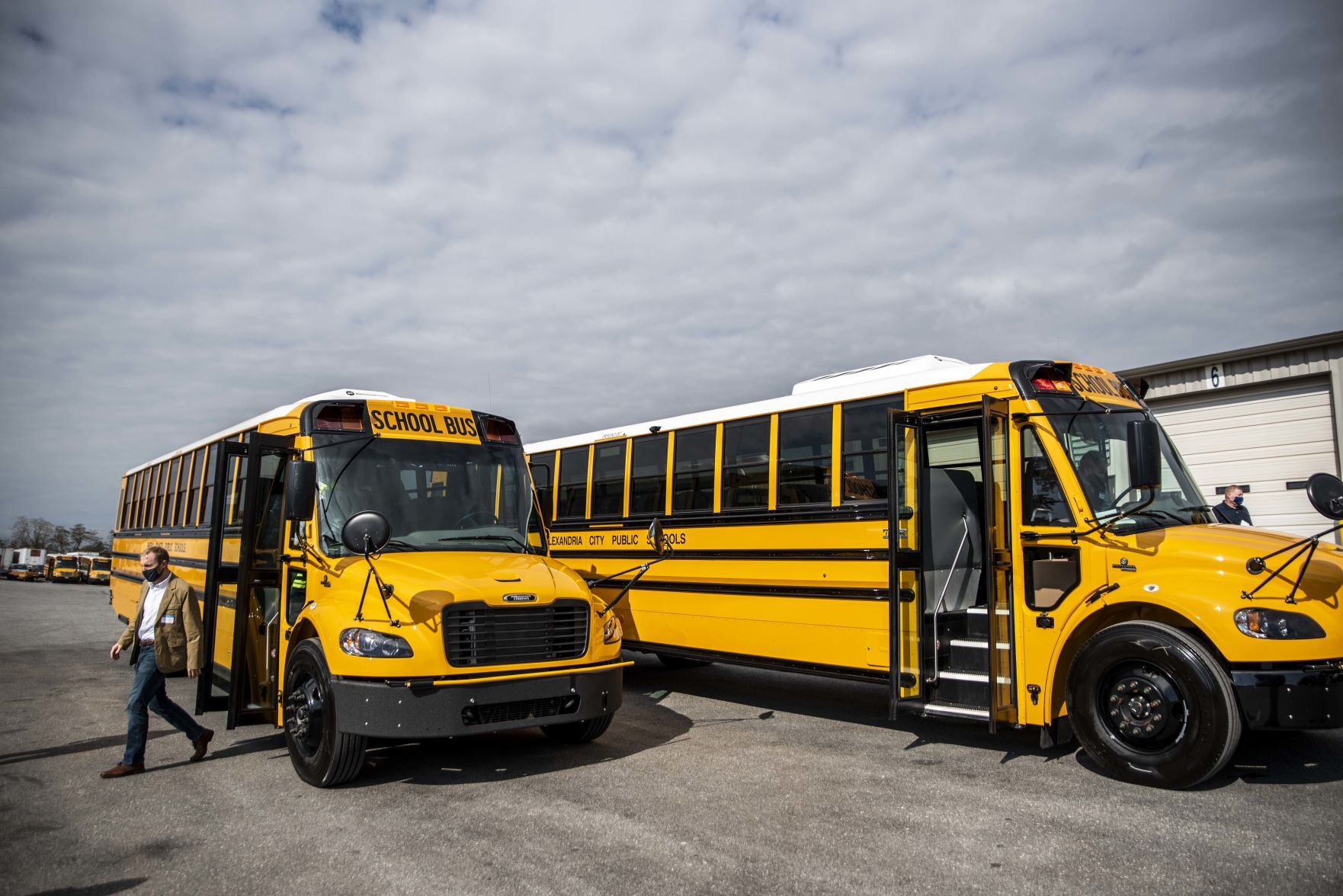 A Real Life Magic School Bus Virginia S First Electric School Buses   5f98897465459.image 