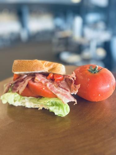 BLT