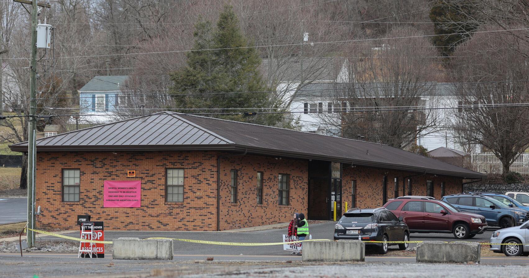 Bristol, Va. abortion clinic seeks lawsuit dismissal - Vimarsana News