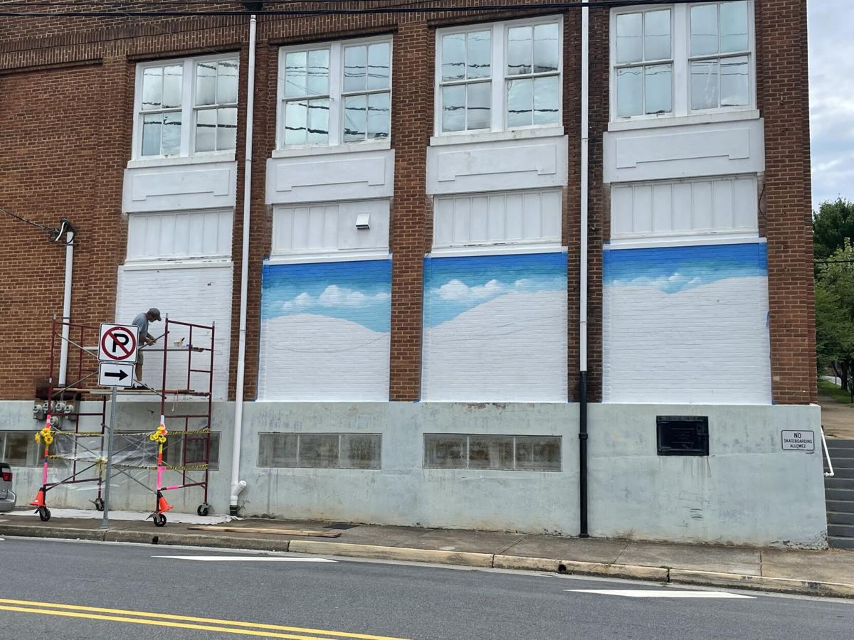 Lovingston mural 1