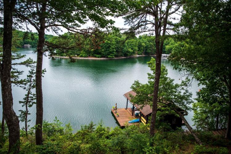 Smith Mountain Lake