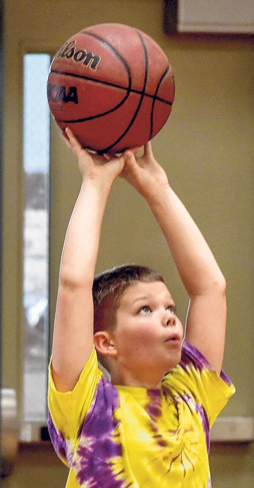 Amherst Davey Camden Youth Basketball Camp Sports Newsadvance Com