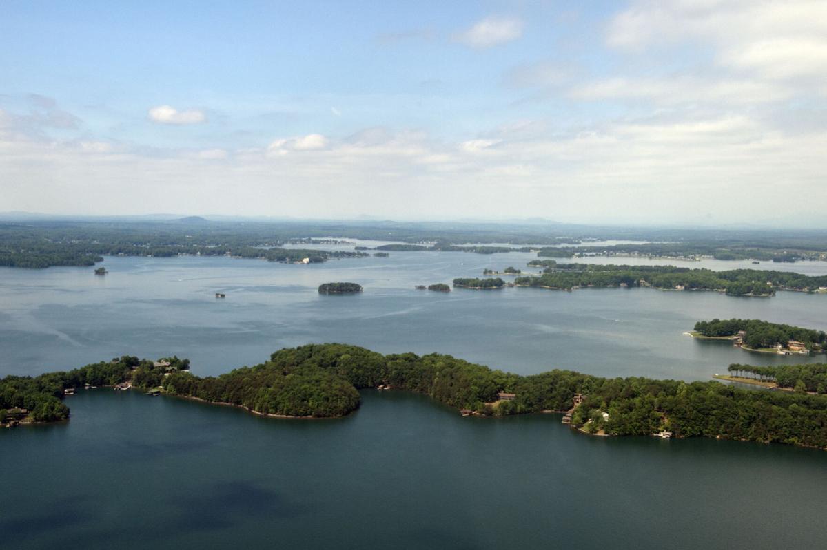 Smith Mountain Lake (copy)