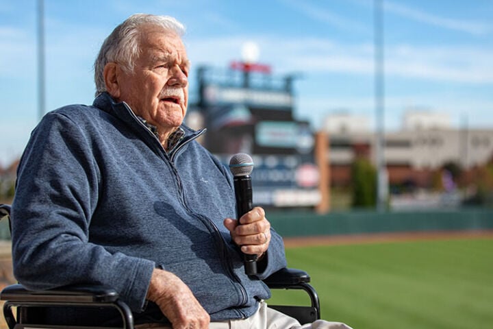 Liberty mourns loss of founding baseball coach and former athletics director Al Worthington