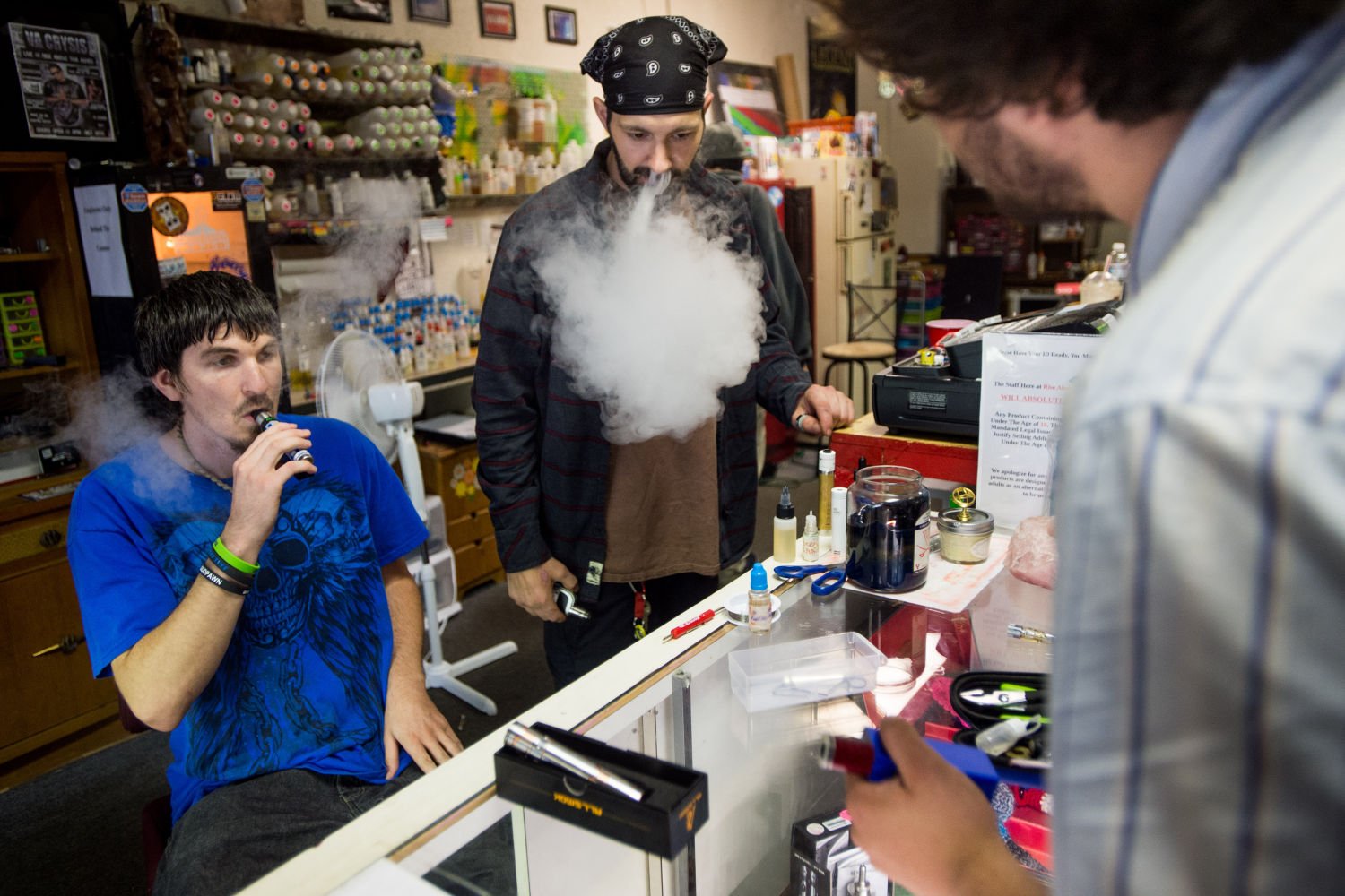 Concerns cloud e cigarette craze