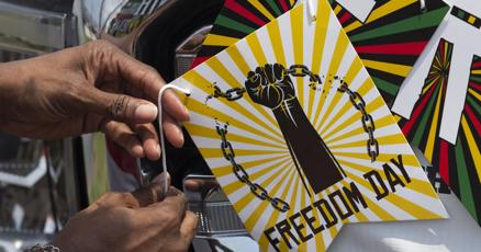 Americans mark Juneteenth with parties events quiet reflection on end of slavery after Civil War Americans mark Juneteenth with parties events quiet reflection on end of slavery after Civil War