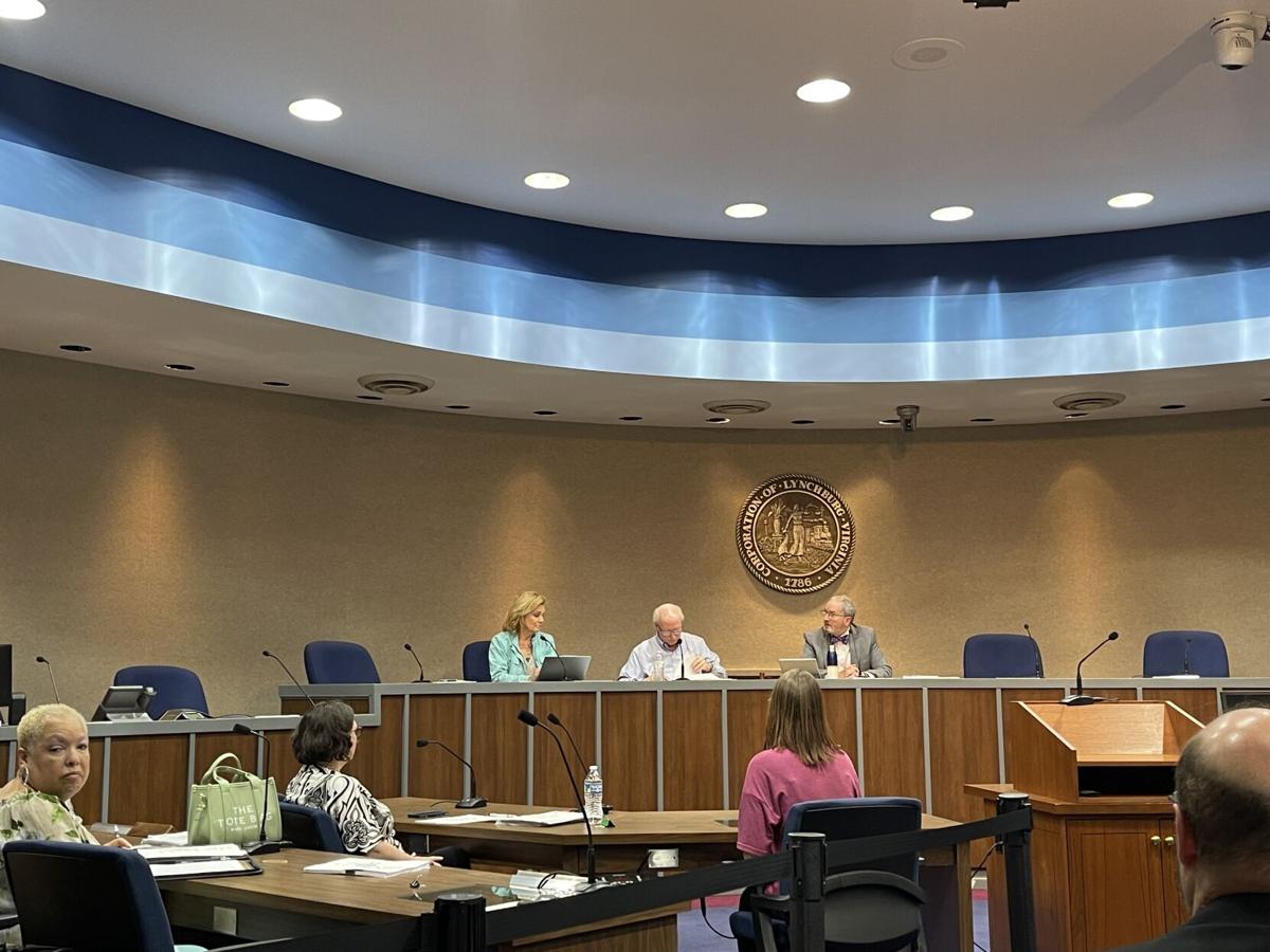 Lynchburg's Electoral Board votes to replace registrar in 'tense' meeting;  attorney threatens potential legal action