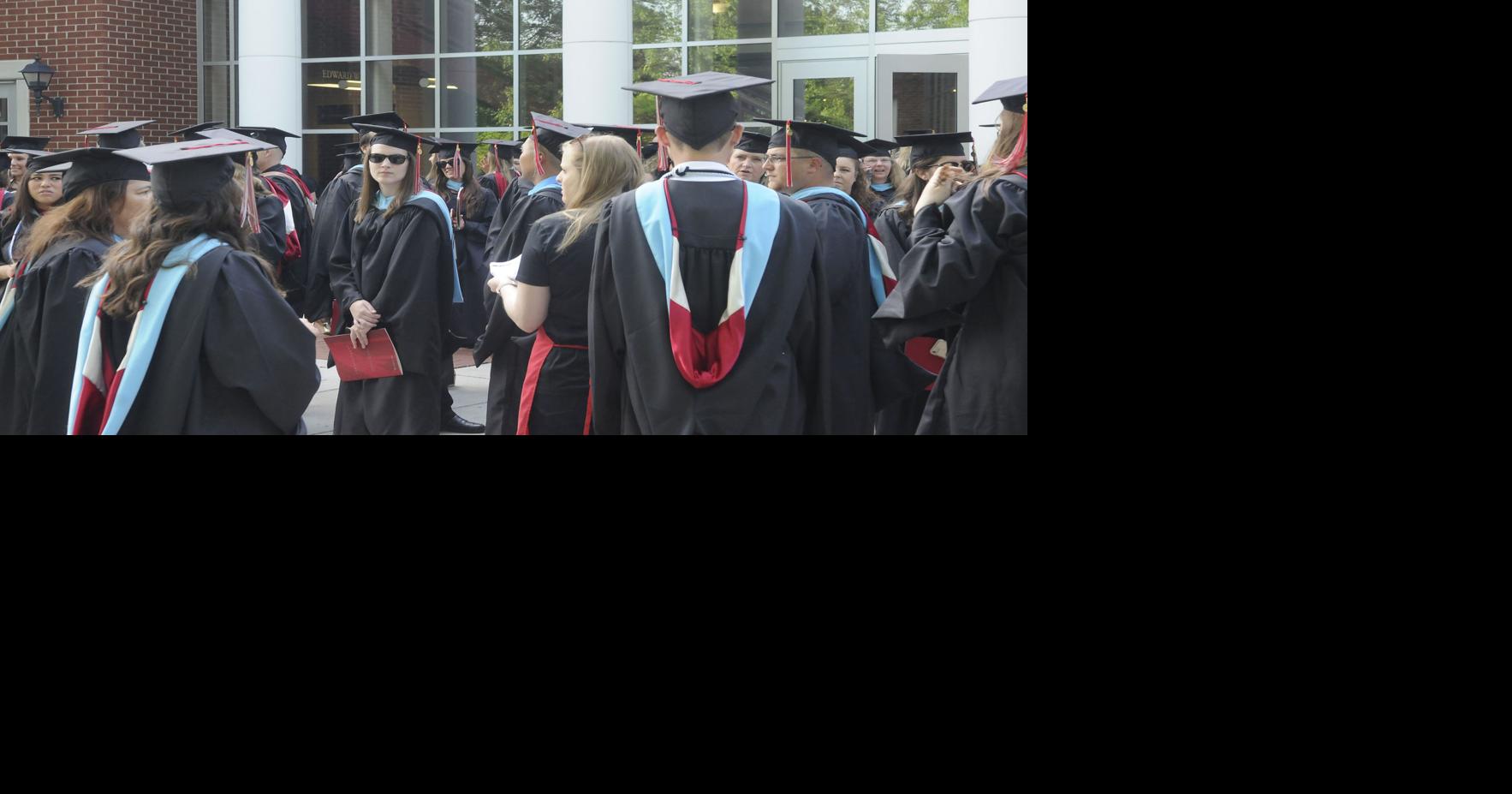 LC commencement speaker, Nobel Prize winner, urges graduates to help ...
