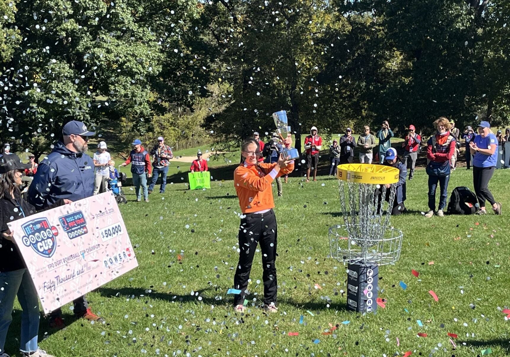 102026-lna-sports-discgolf-p1