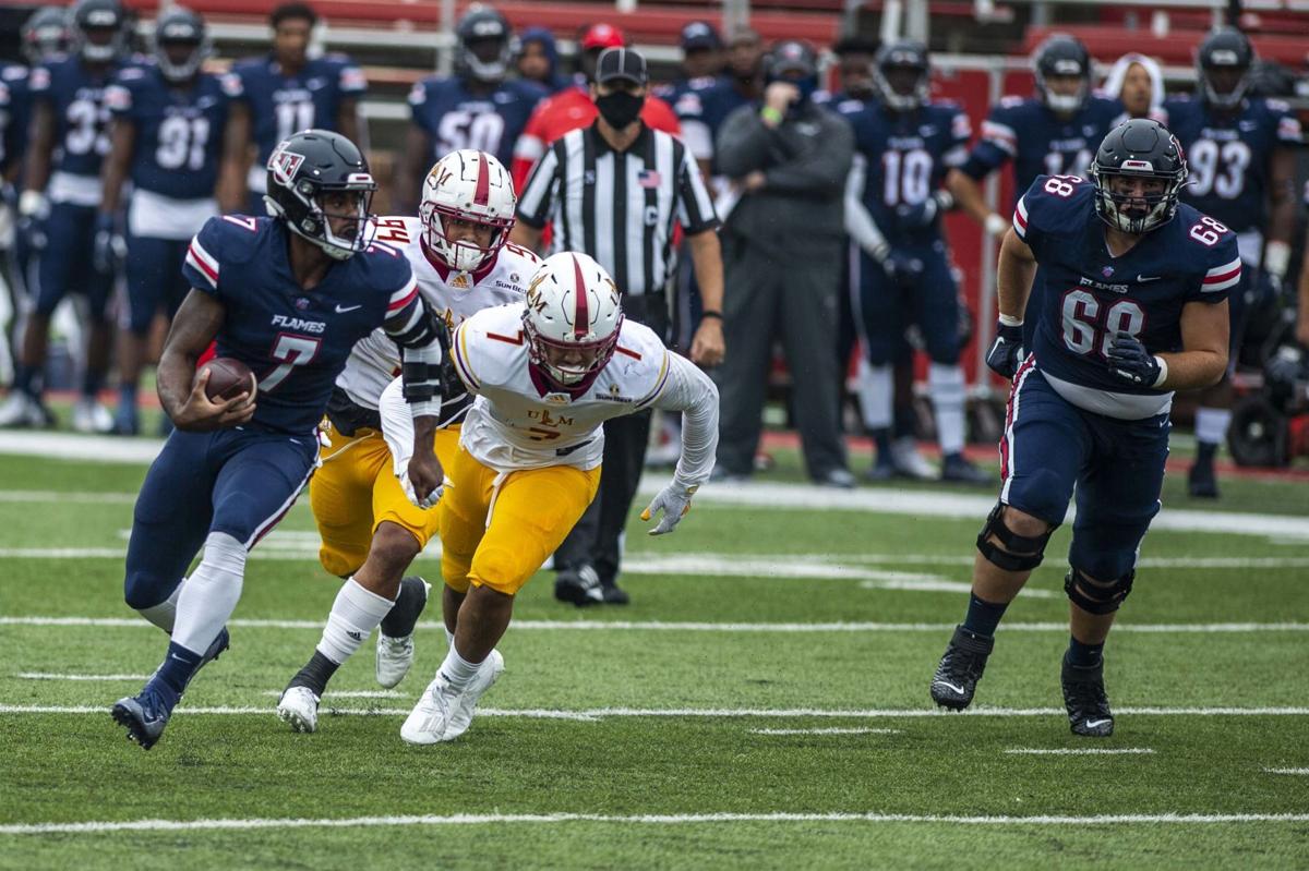 Willis Back From Bout With Covid Eager To Lead Liberty Against Coastal Carolina In Cure Bowl Lu Sports Newsadvance Com