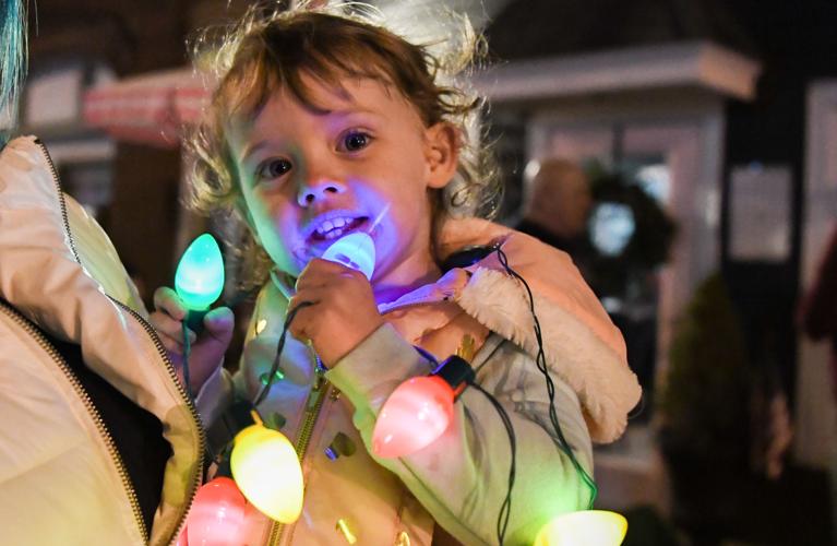 Parade spreads Christmas cheer in Amherst