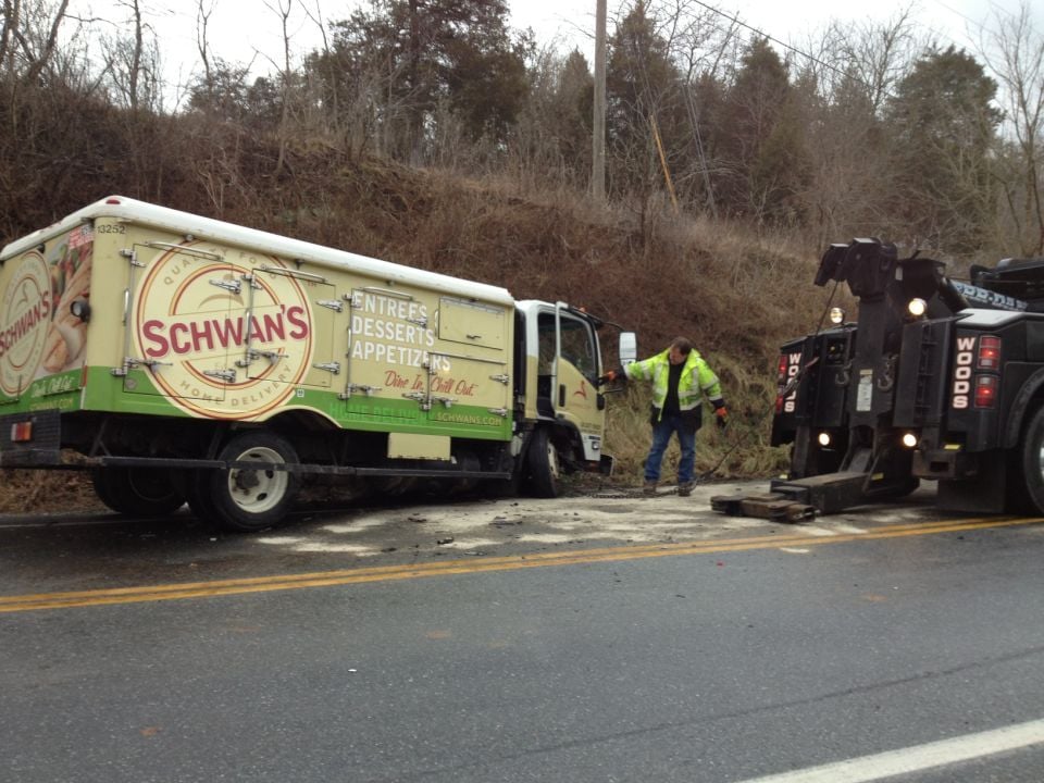 Meteorologist sent to hospital after crash