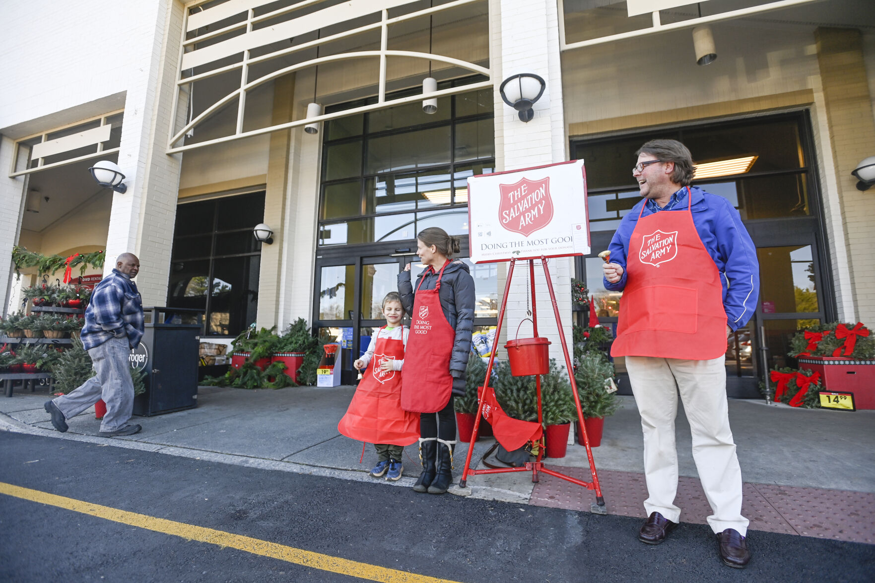 Lynchburg Salvation Army Seeks More Red Kettle Bell Ringers   638923b94aeb9.image 