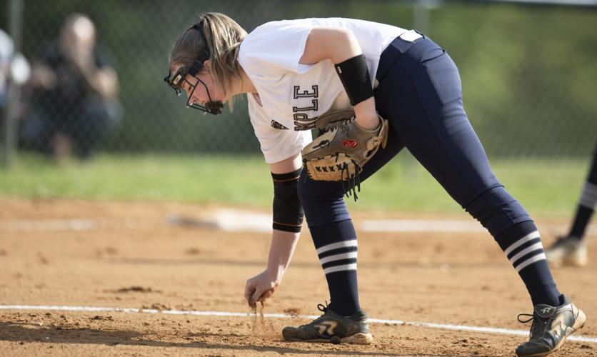 Softball, 8