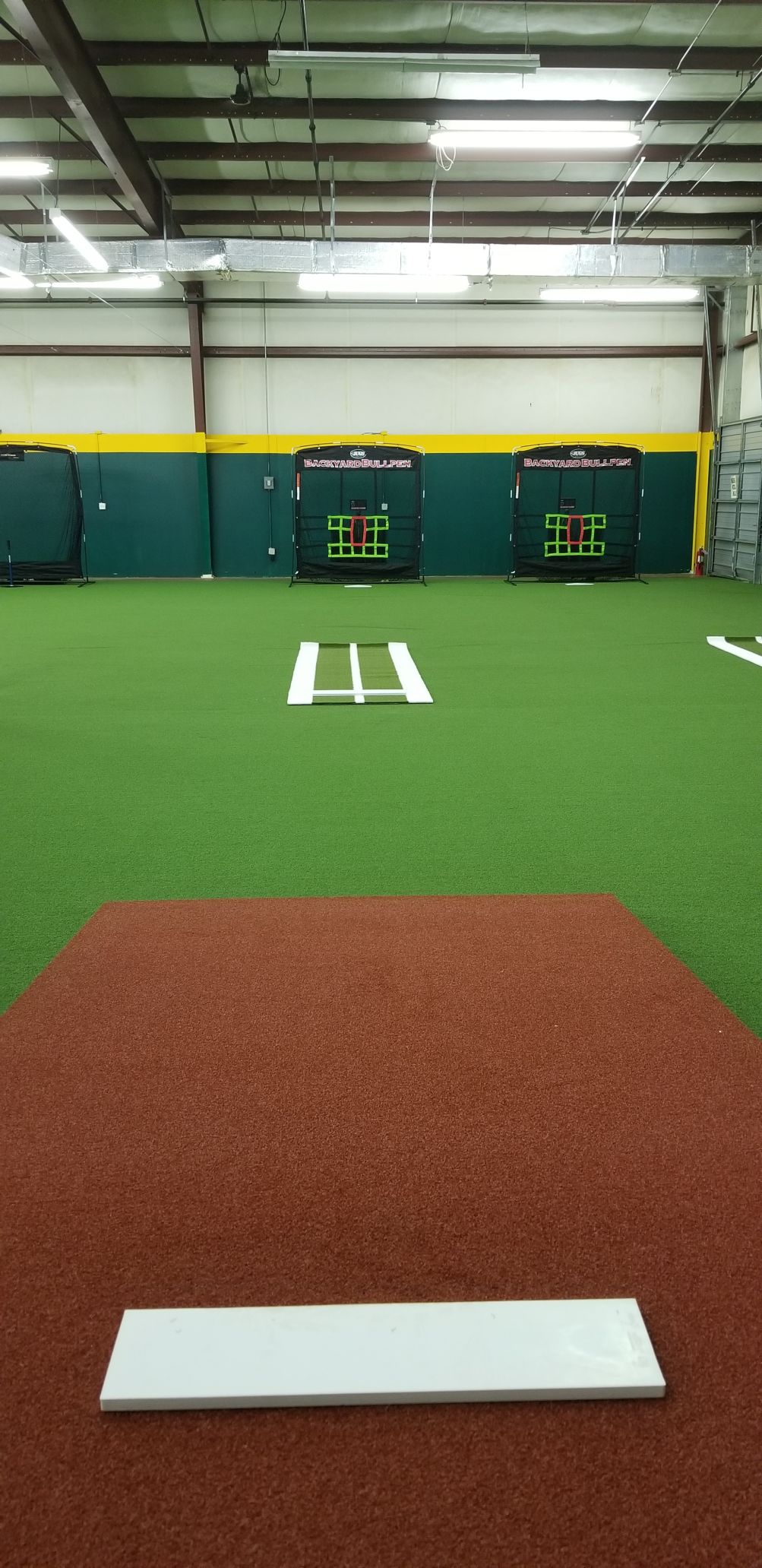 New indoor softball and baseball facility to open this ...