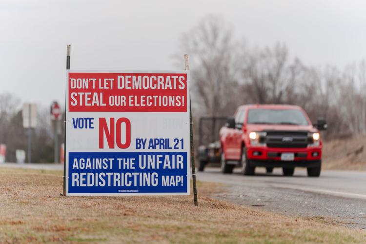 030526-lna-news-redistricting-p2