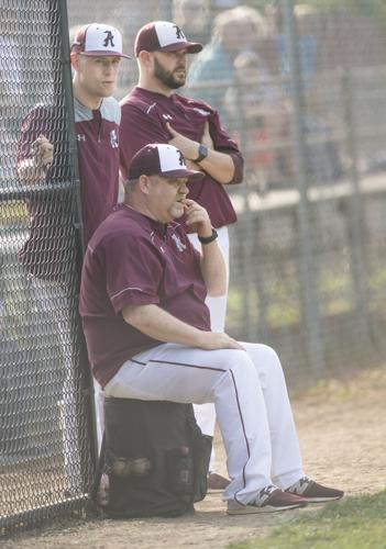 Coach, 3