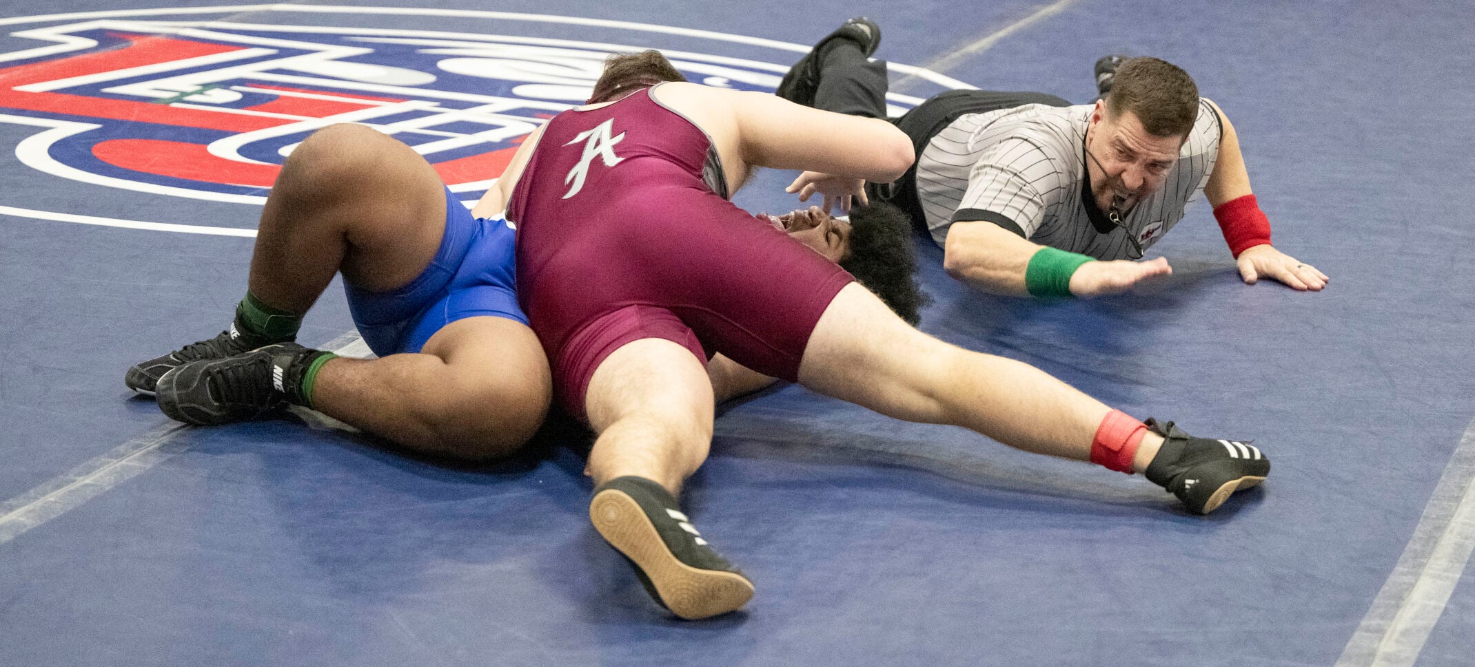 Amherst Wrestle. 2.JPG