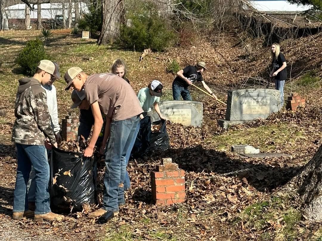 040424-amh-news-giving
