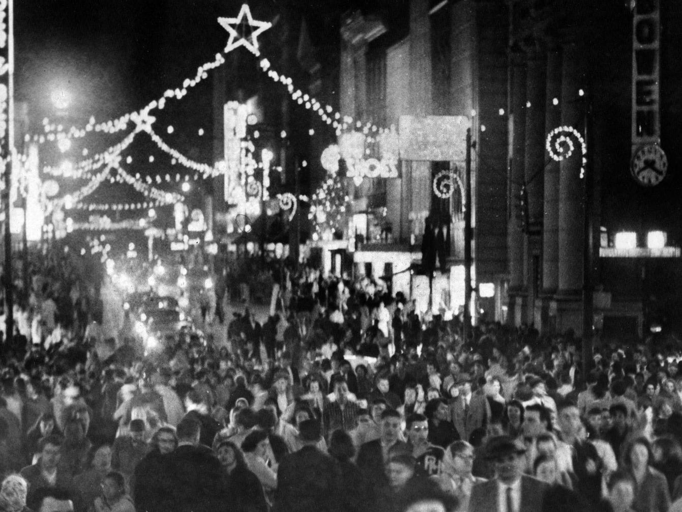 From The Archives Christmas Past Local News Newsadvance Com Roanoke City Christmas Parade 2021